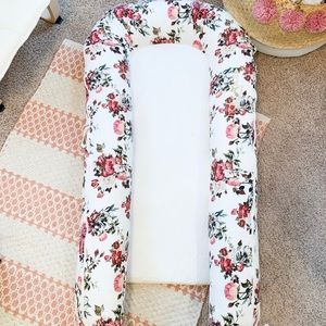 Dock-A-Tot Grand La Vie en Rose.